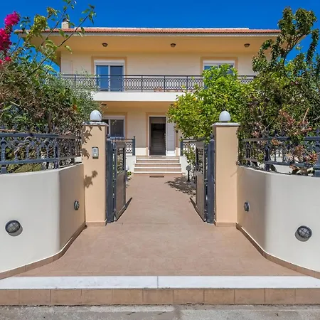 Lina's Amazing House In Ialysos *