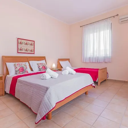 Lina's Amazing House In Ialysos * Ixia (Rhodes)