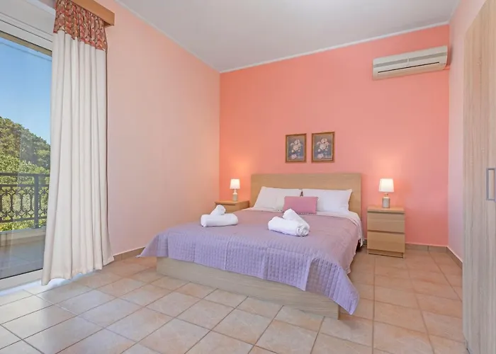 Lina's Amazing House In Ialysos 빌라