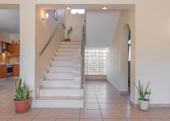 Lina's Amazing House In Ialysos * 익시아