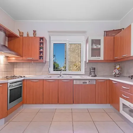 Lina's Amazing House In Ialysos * Ixia (Rhodes)